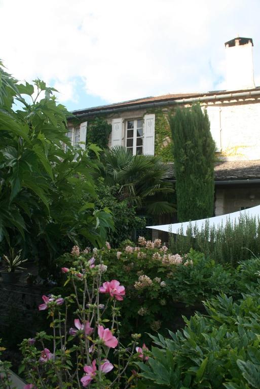 Ermitage De Peyreleau Bed & Breakfast Bagian luar foto