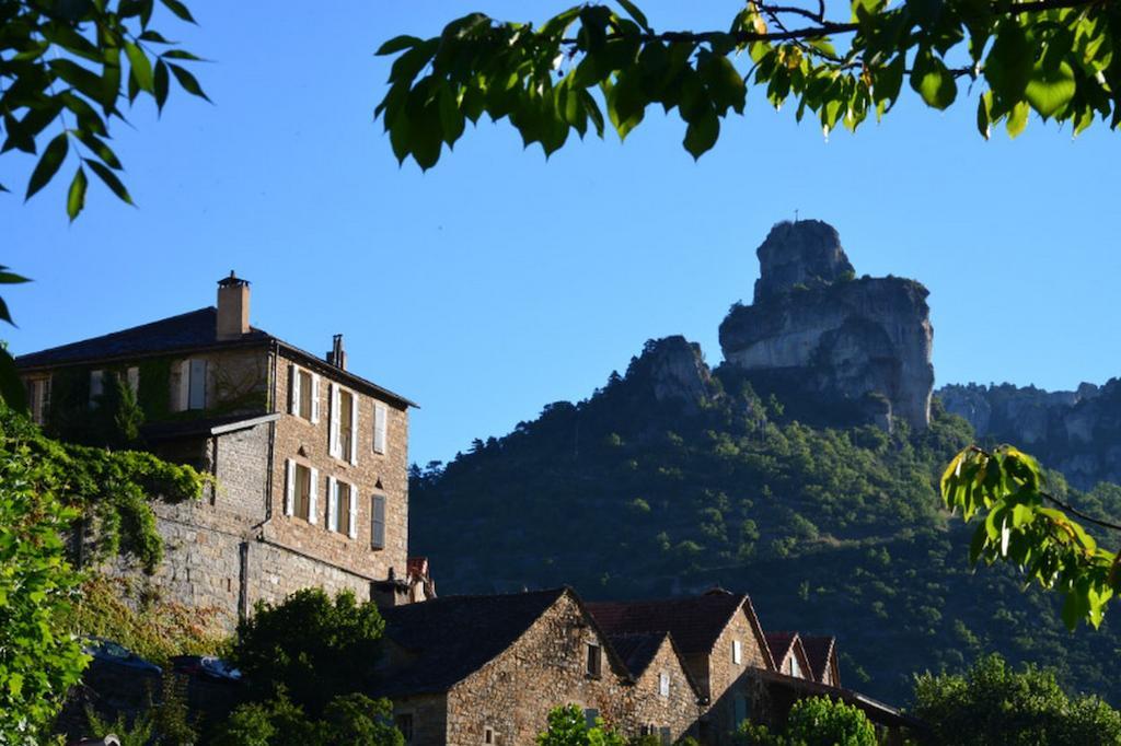 Ermitage De Peyreleau Bed & Breakfast Bagian luar foto