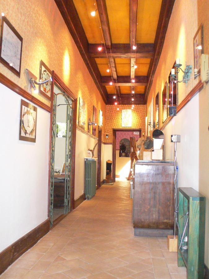 Ermitage De Peyreleau Bed & Breakfast Bagian luar foto